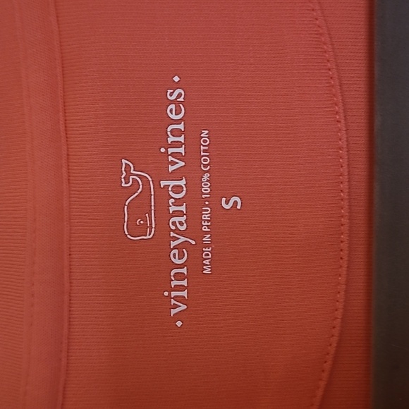 Vineyard Vine 1/4 Zip - Picture 2 of 3